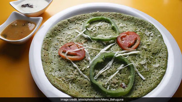Take Your Love For Dosa To Another Level By Making This Healthy Palak Dosa