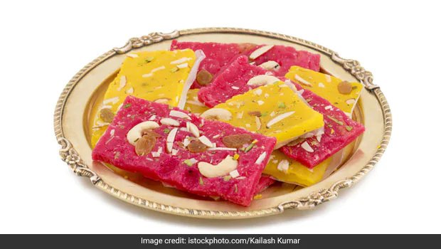 Ever Heard of Bombay Ice Halwa? This Paper-Thin Dessert Melts In Mouth In The First Bite