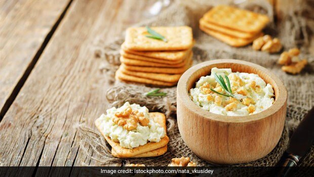 Walnut Chutney: Turn This Healthy Dry Fruit Into A Delectable Dip