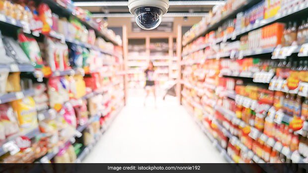 Watch: Shopkeeper Fights Knife-Wielding Robber With Chilli Powder